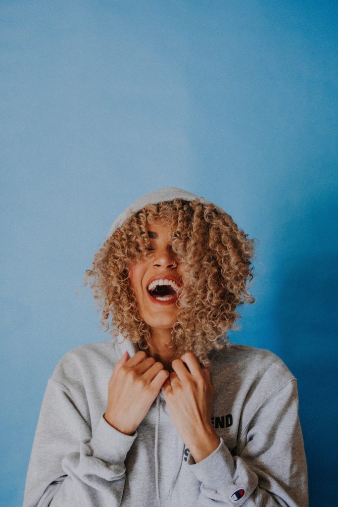 How to get heatless waves from home?